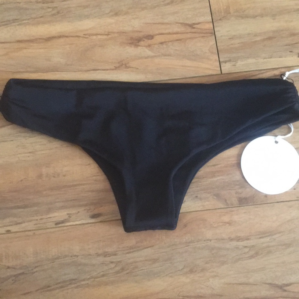 Tori Praver Lela Bottoms